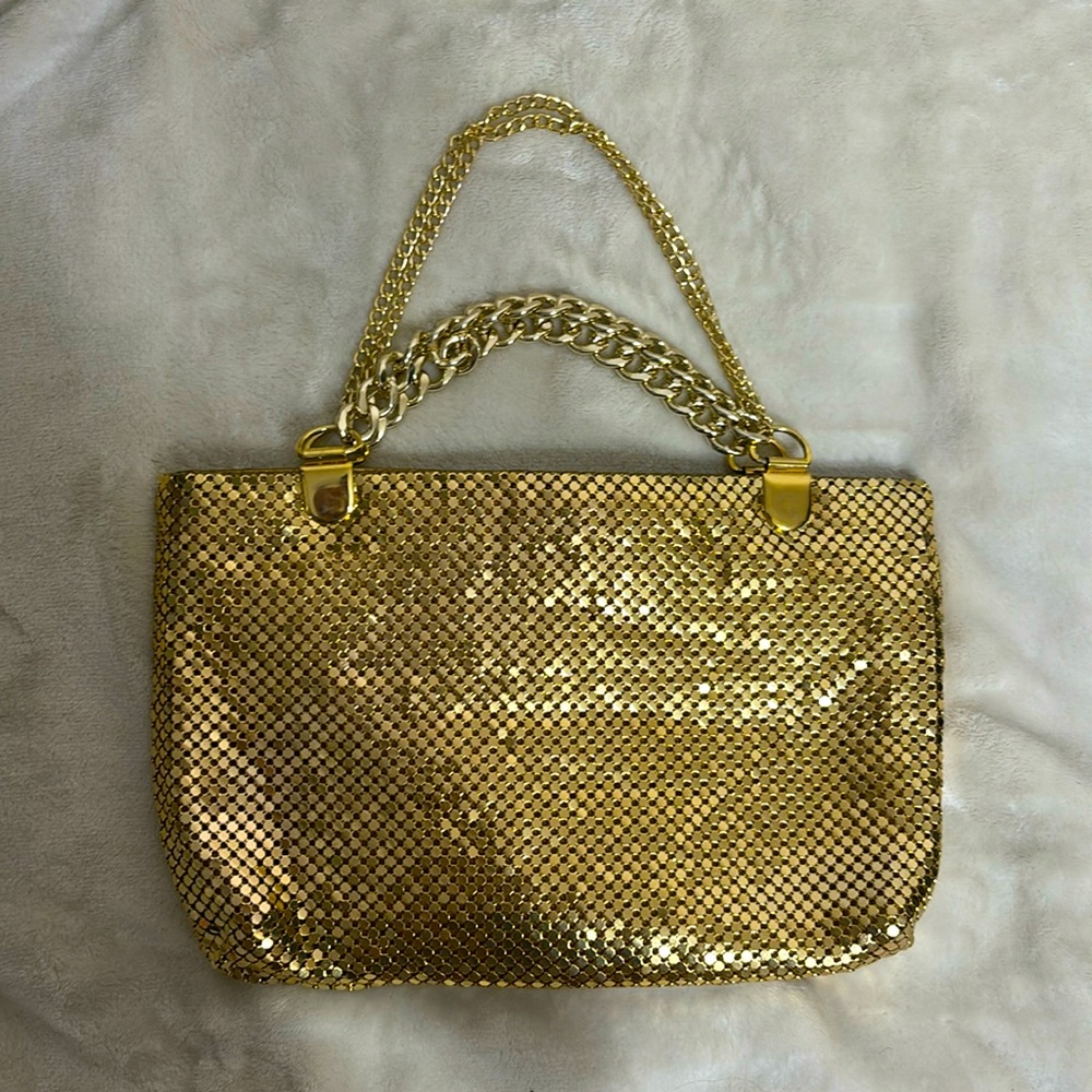 Vintage Y2K gold mesh bag and matching necklace